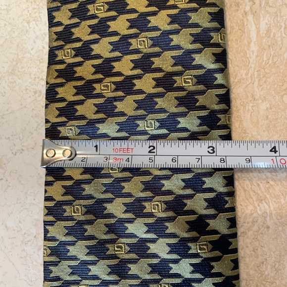 Gucci silk tie - Picture 10 of 11
